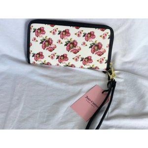 Juicy couture wristlet Wallet